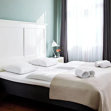 Saxkjobing Hotel 3*